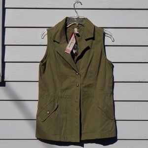 HANNA ANDERSSON Military Green Vest